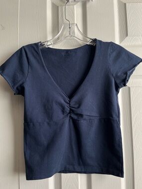 Brandy Melville John Galt V-neck short sleeve ruched front top